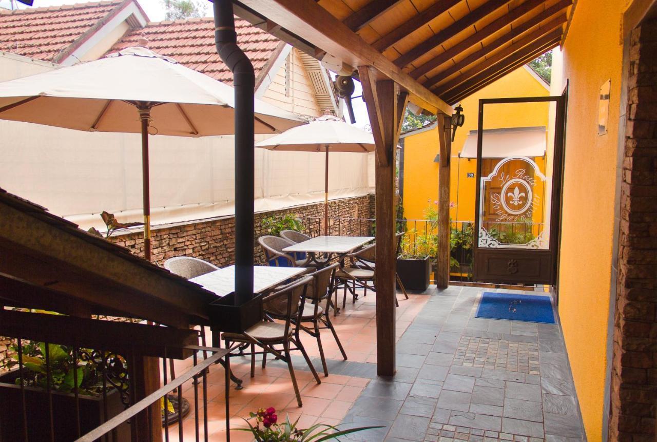 Hotel Bougainviller Kampala Eksteriør bilde